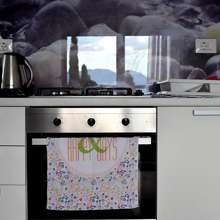 Διαμέρισμα - Charming With Sea View And Private Parking