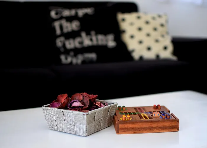 - Charming With Sea View And Private Parking