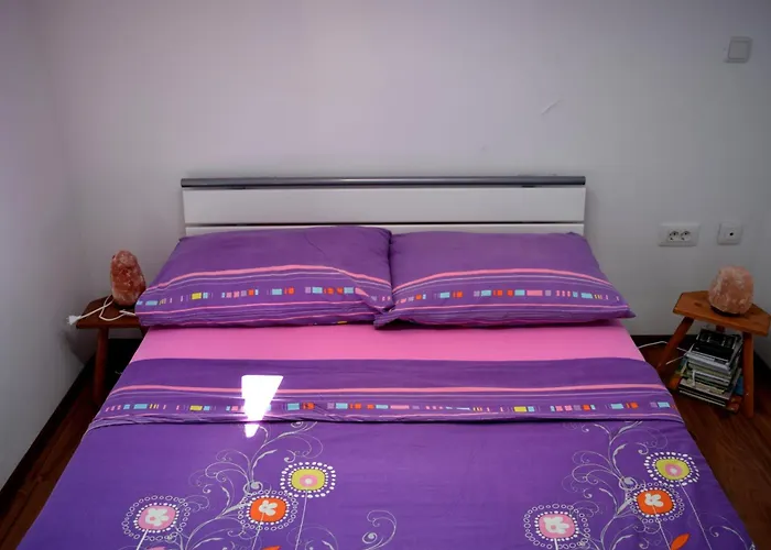- Charming With Sea View And Private Parking Apartment *