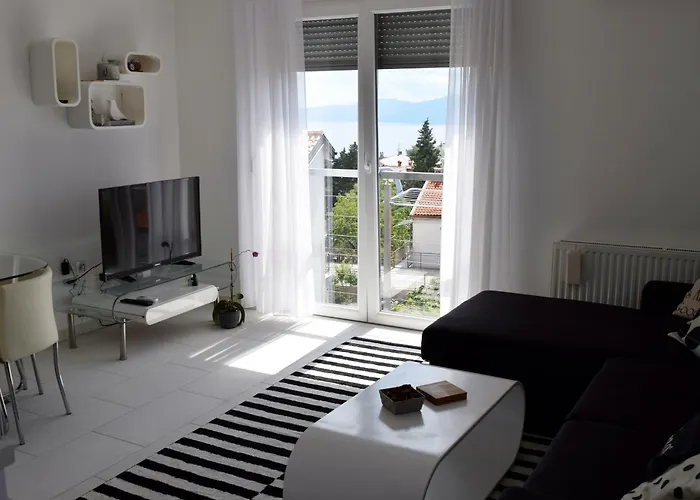 - Charming With Sea View And Private Parking Apartamento Rijeka